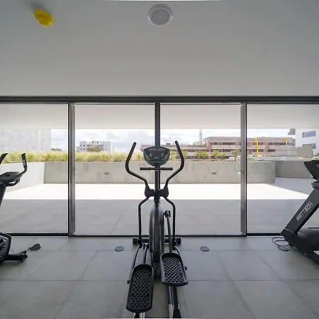 The Deluxe Sapphire Apartment *